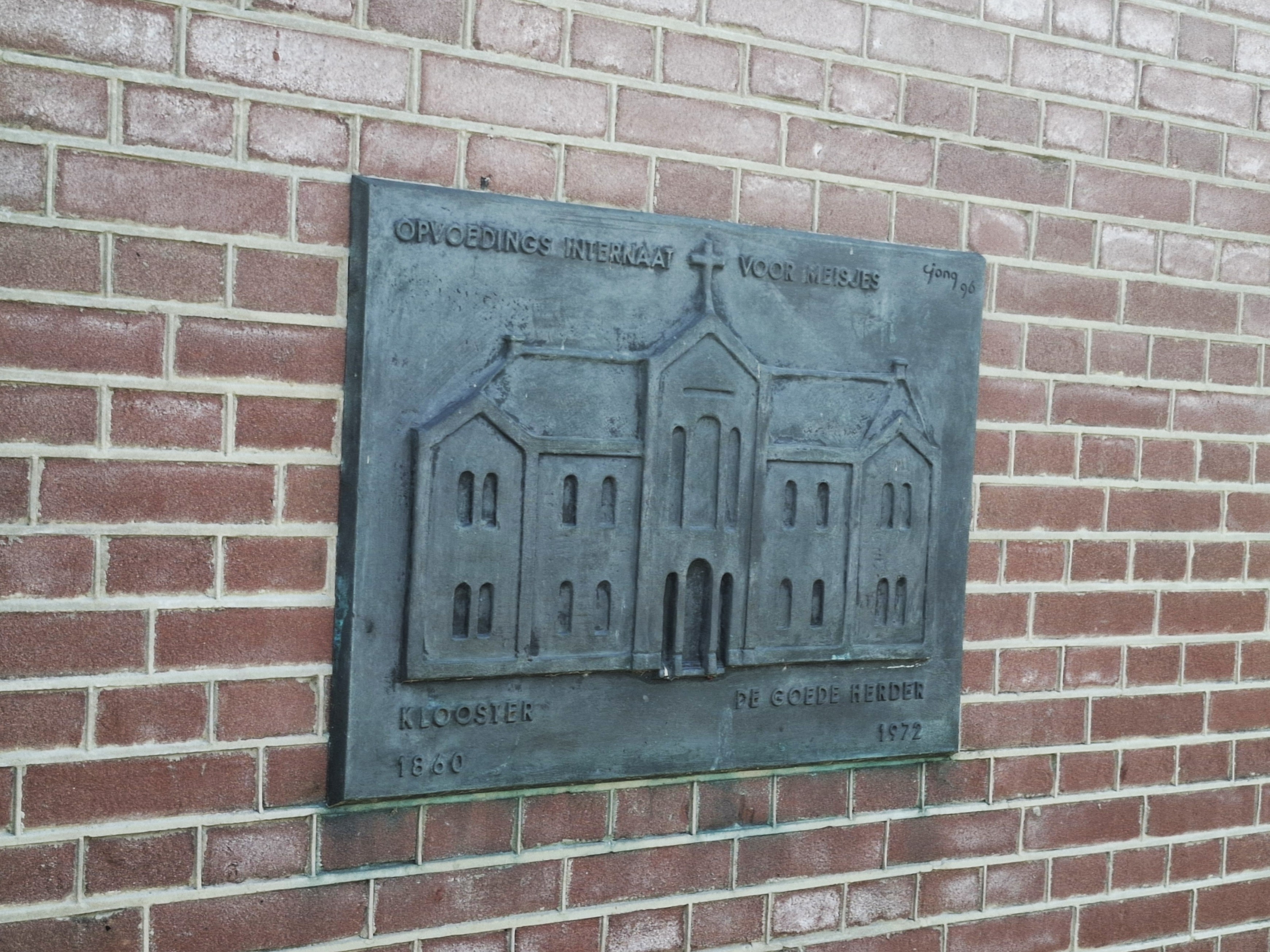 Plaquette van klooster De Goede Herder Plaquette bij Klooster De Goede Herder in Zoeterwoude